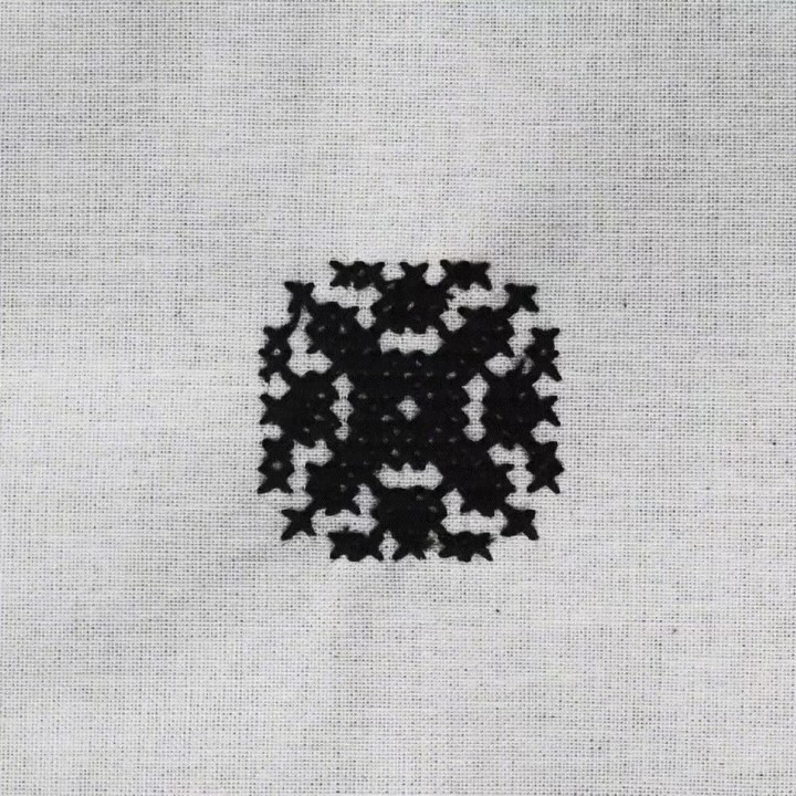 Experiments in looping gifs and embroidery